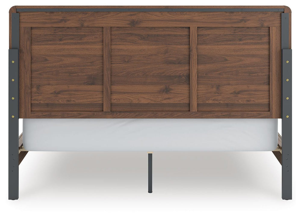 Fortlorn California King Panel Bed - Dark Brown (7)