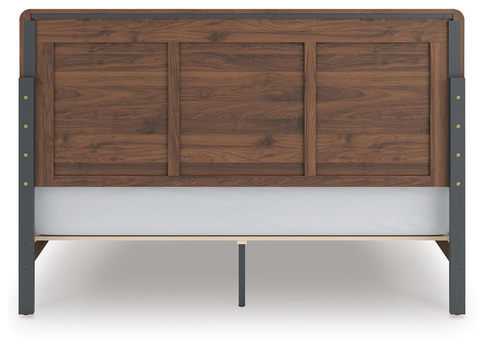 Fortlorn King Panel Bed - Dark Brown (7)