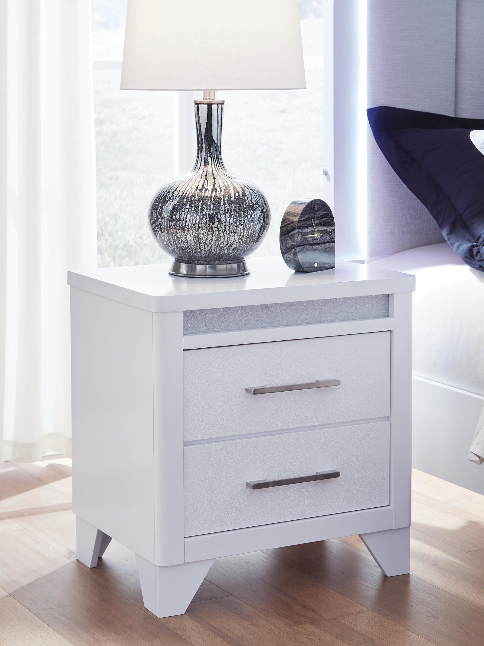 Jarlee Nightstand - White (2)