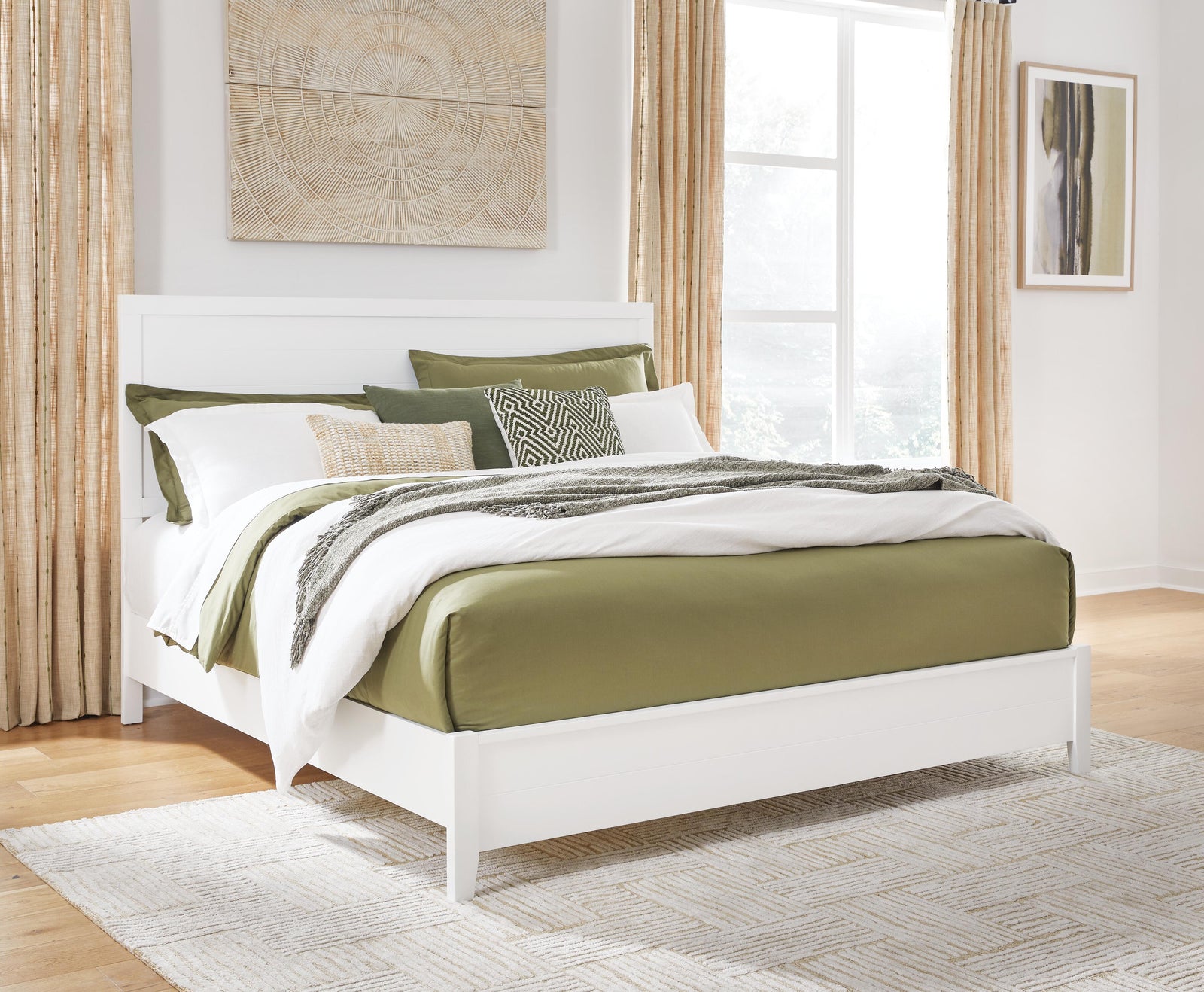 Binterglen King Panel Bed - White (2)