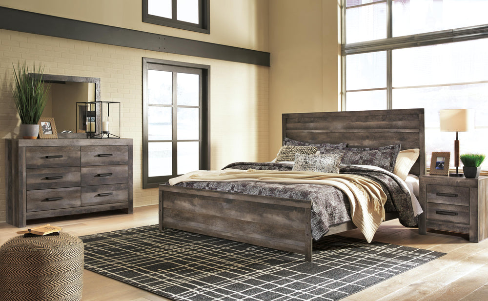 Wynnlow King Panel Bed with Mirrored Dresser and Nightstand - Gray (1)