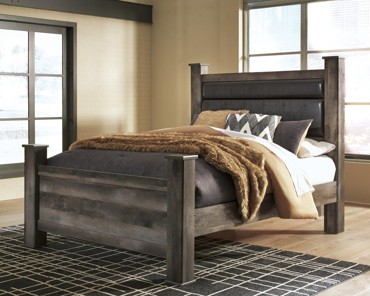 Wynnlow Queen Upholstered Poster Bed - Gray (2)