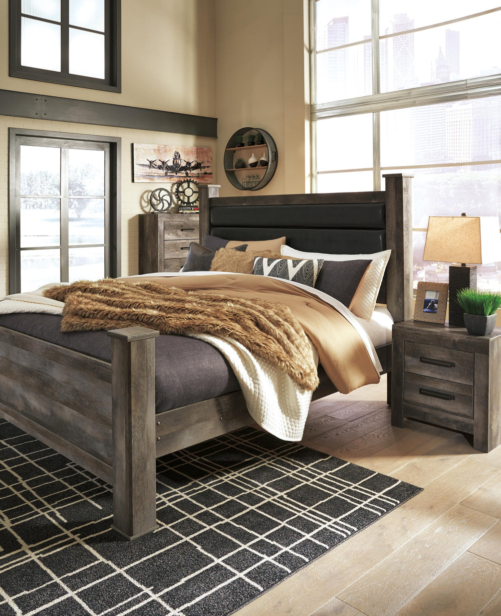 Wynnlow King Poster Bed - Gray (4)