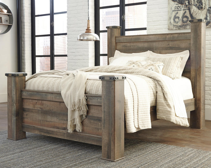 Trinell Queen Poster Bed, Dresser, Mirror, Chest and 2 Nightstands - Brown (17)