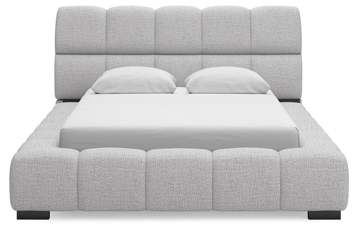 Grendusk Queen Upholstered Bed - Gray (4)