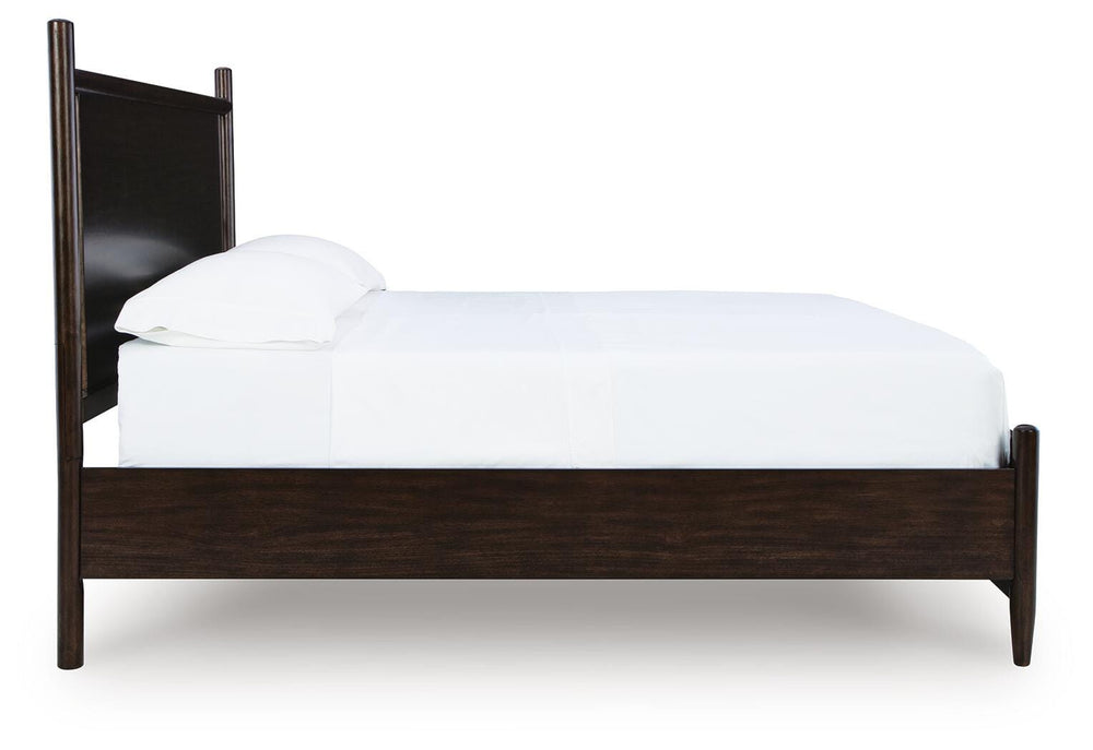 Dantenton Queen Panel Bed - Dark Brown (5)