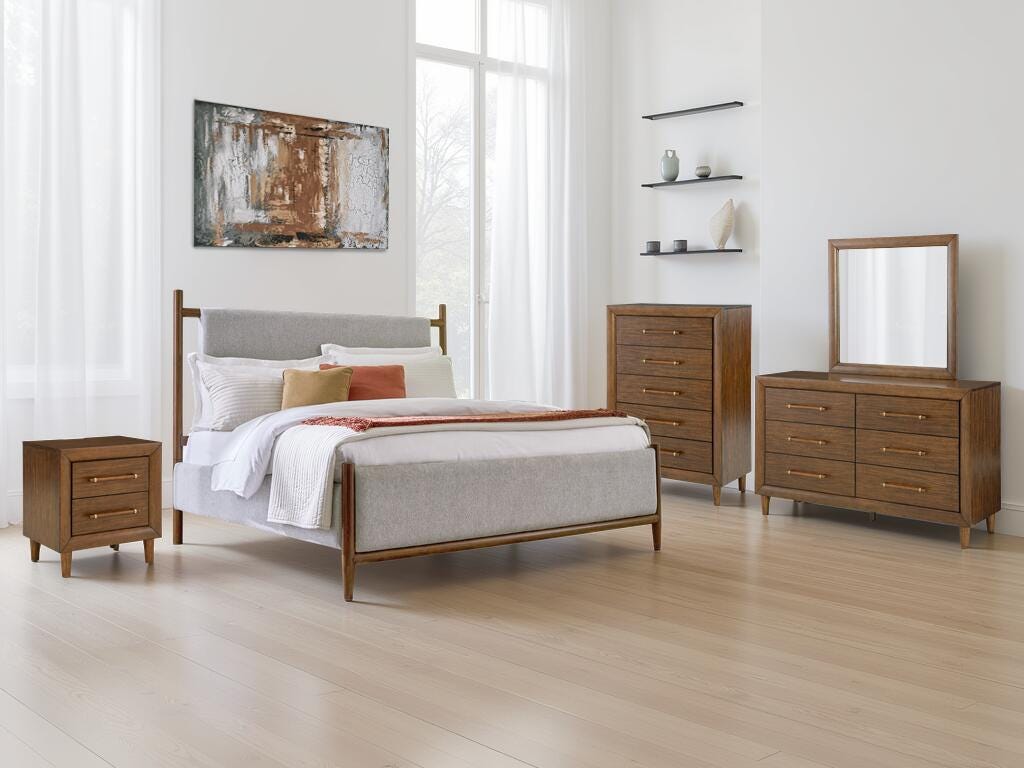 Lyncott Queen Upholstered Panel Bed - Dark Brown (2)