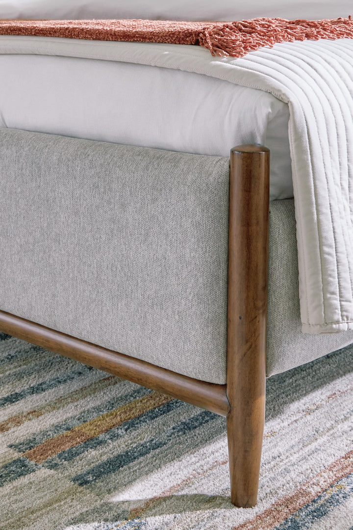 Lyncott Queen Upholstered Panel Bed - Dark Brown (4)