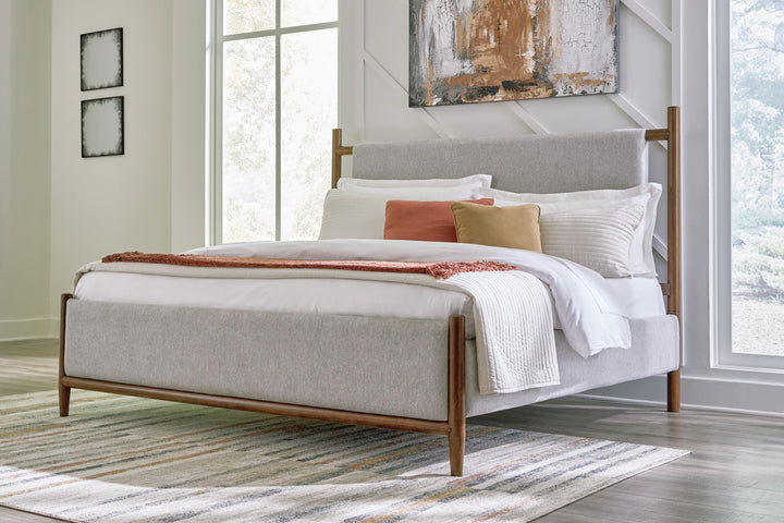Lyncott King Upholstered Bed - Dark Brown (2)