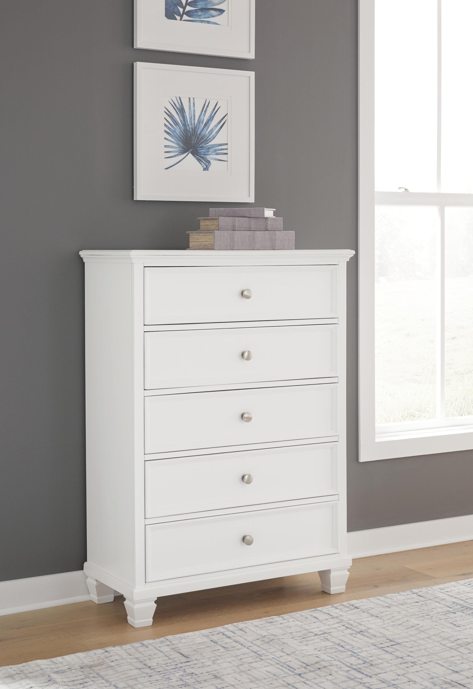Fortman Chest of Drawers - White (2)