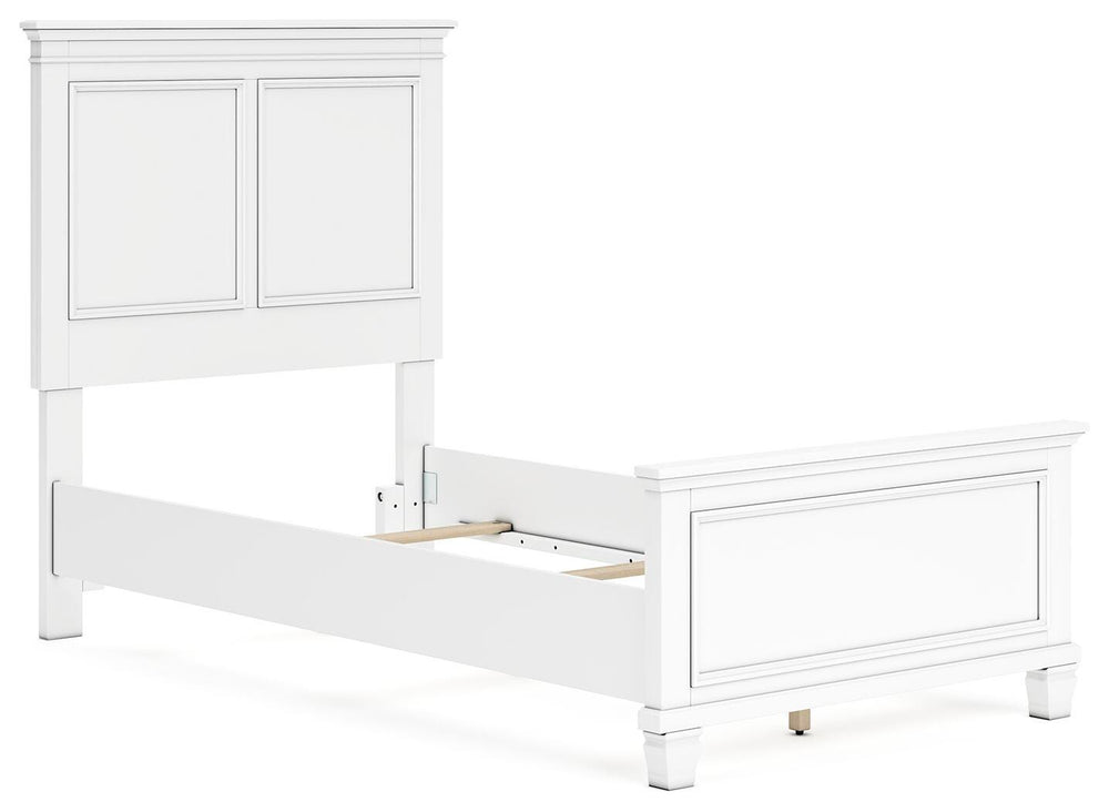 Fortman Twin Panel Bed - White (3)
