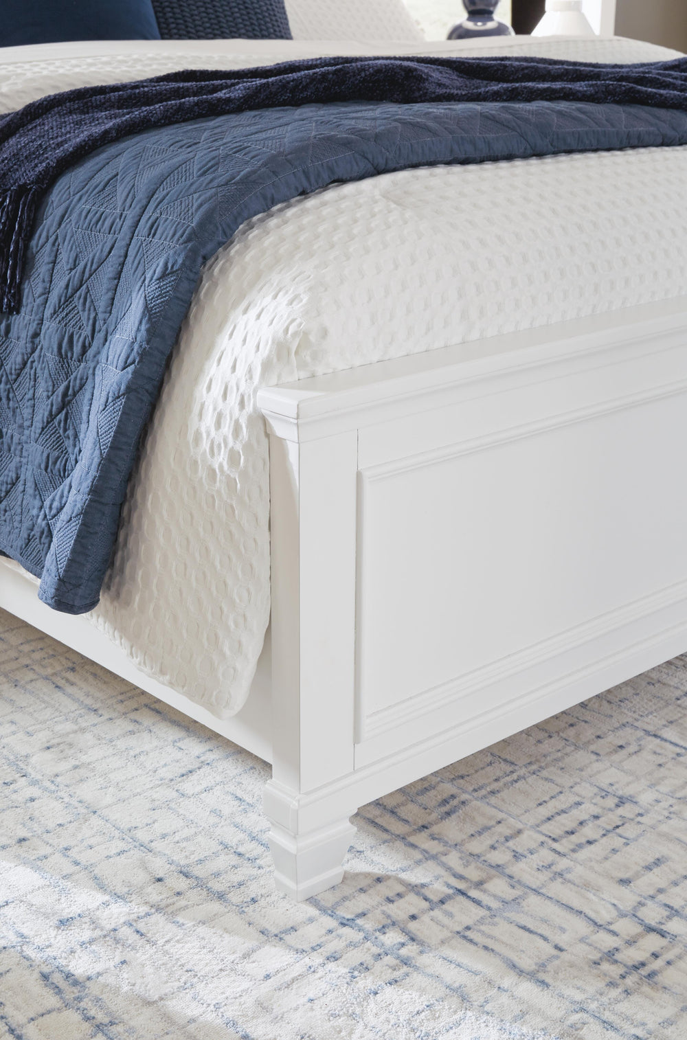 Fortman King Panel Bed - White (10)