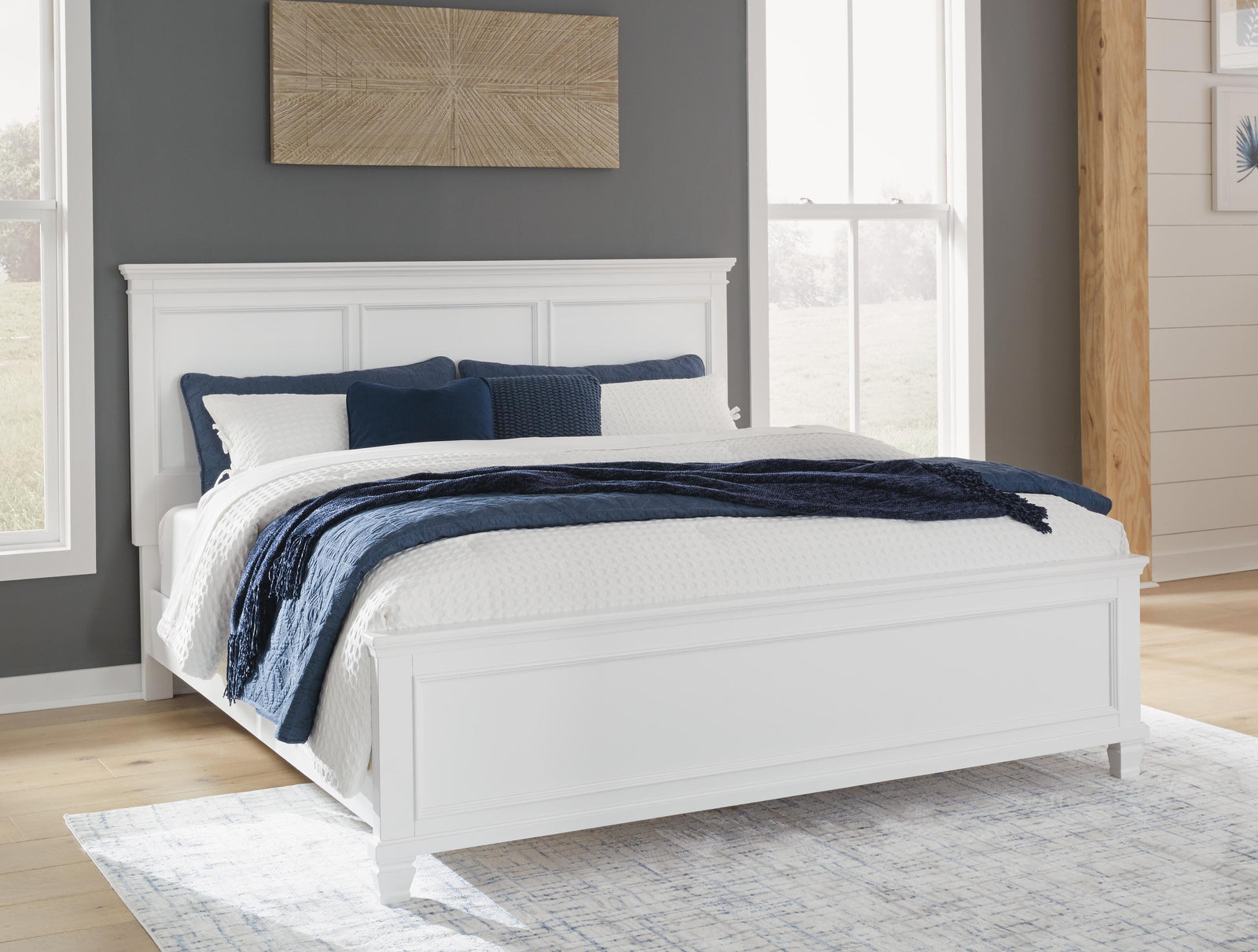 Fortman Queen Panel Bed - White (1)