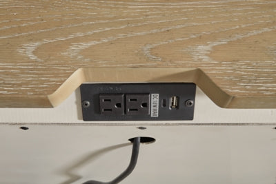 Shaybrock Nightstand - White