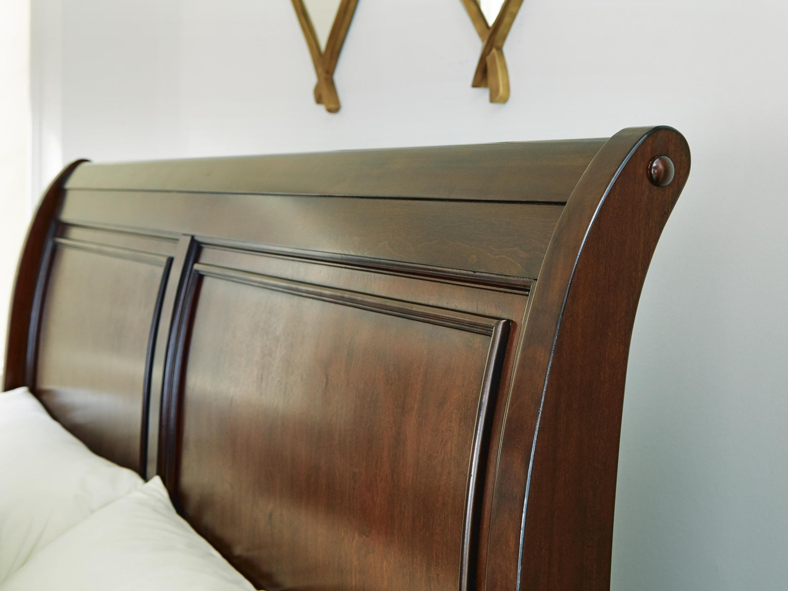 Trellington Queen Sleigh Storage Bed - Dark Brown (2)