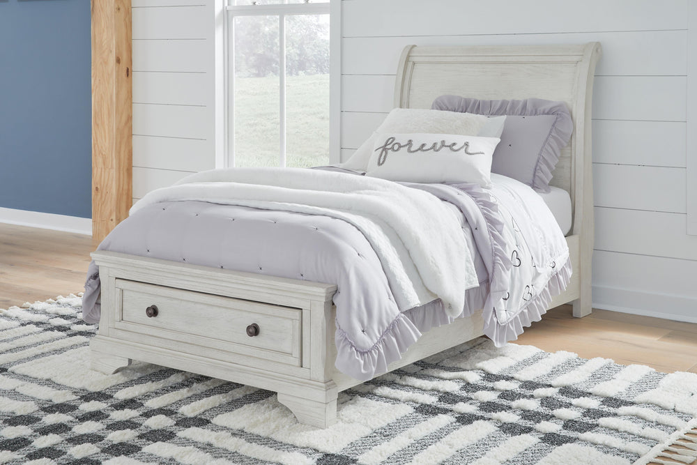 Robbinsdale Twin Sleigh Storage Bed - Antique White (2)