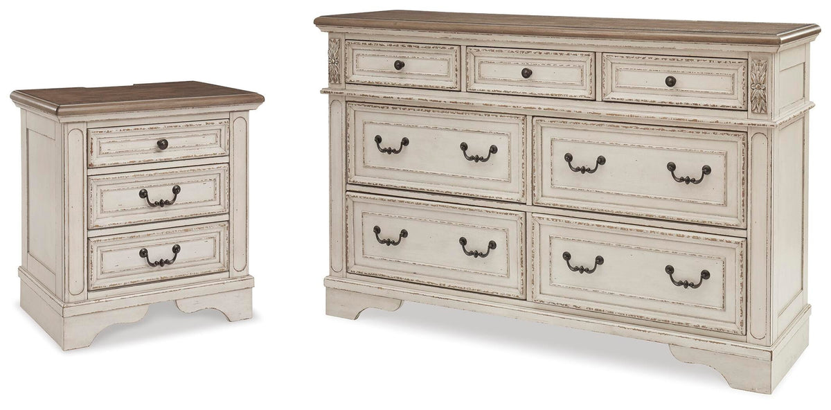 Realyn Dresser and 2 Nightstands - Two-tone (1)