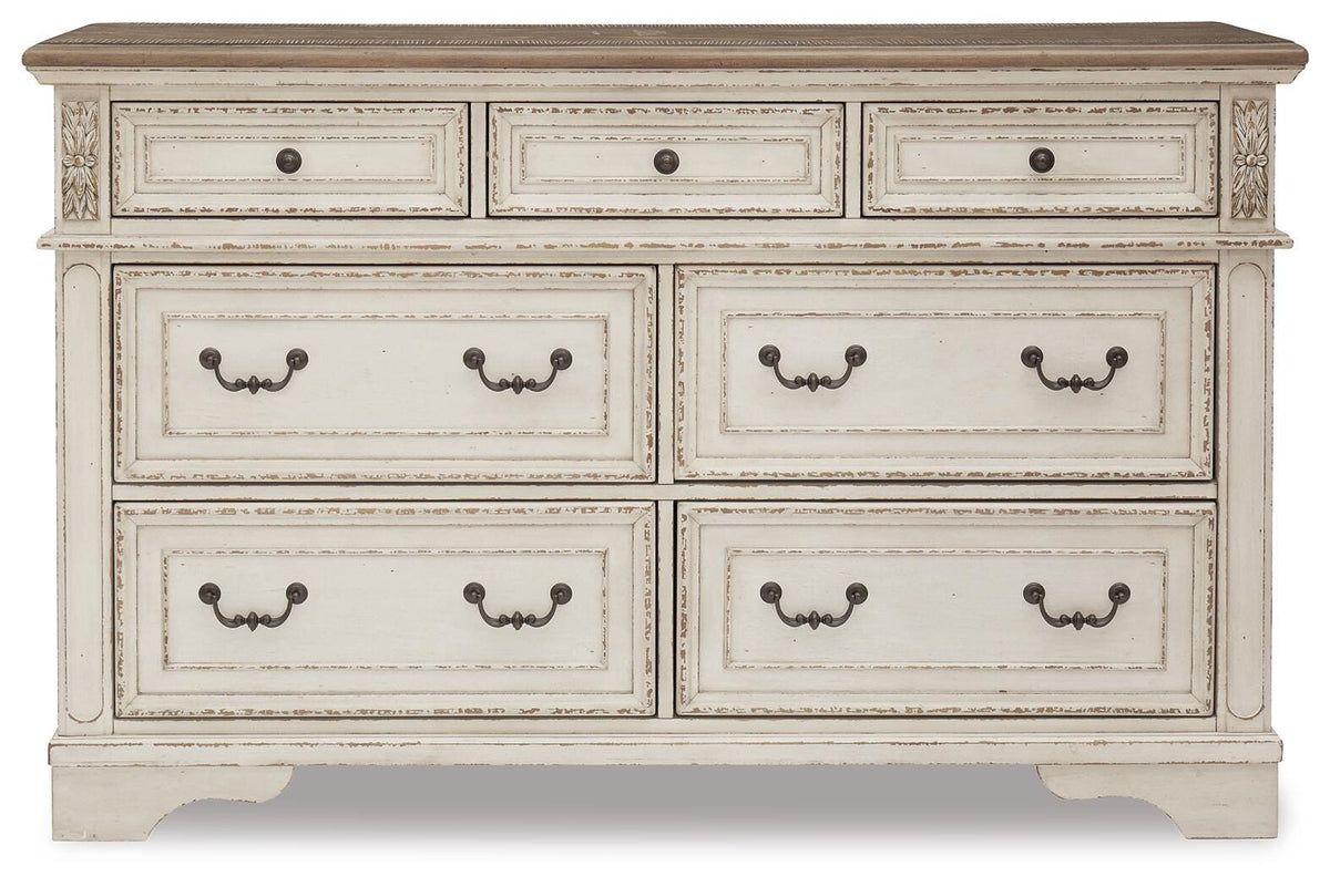 Realyn Queen Upholstered Storage Bed, Dresser, Chest and Nightstand (2)