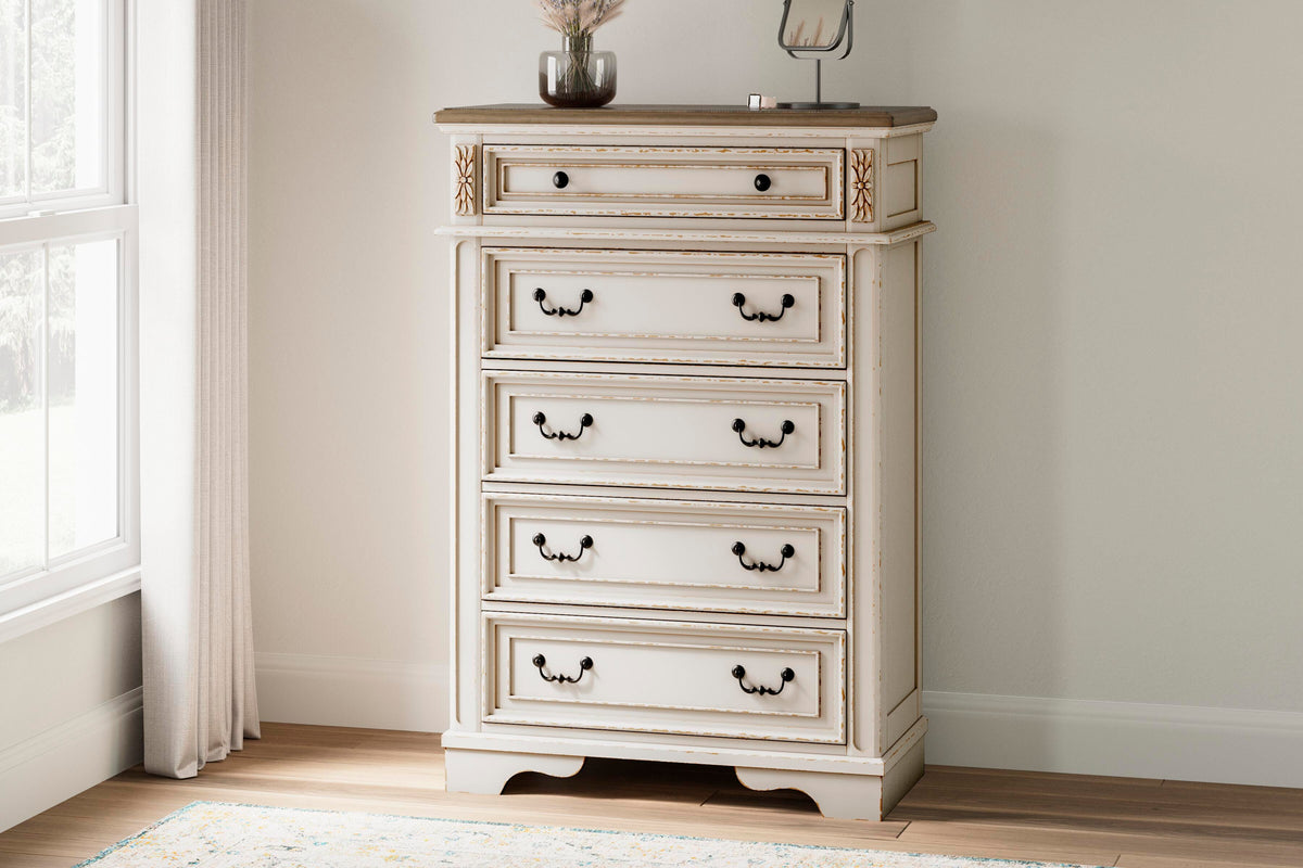 Realyn Chest of Drawers - Two-tone (2)