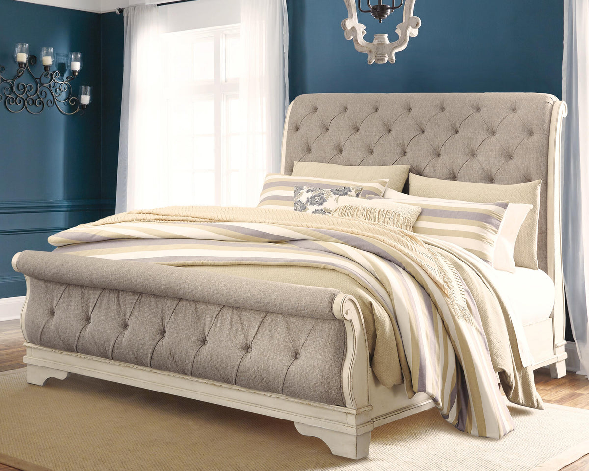 Realyn King Sleigh Bed - Chipped White (2)