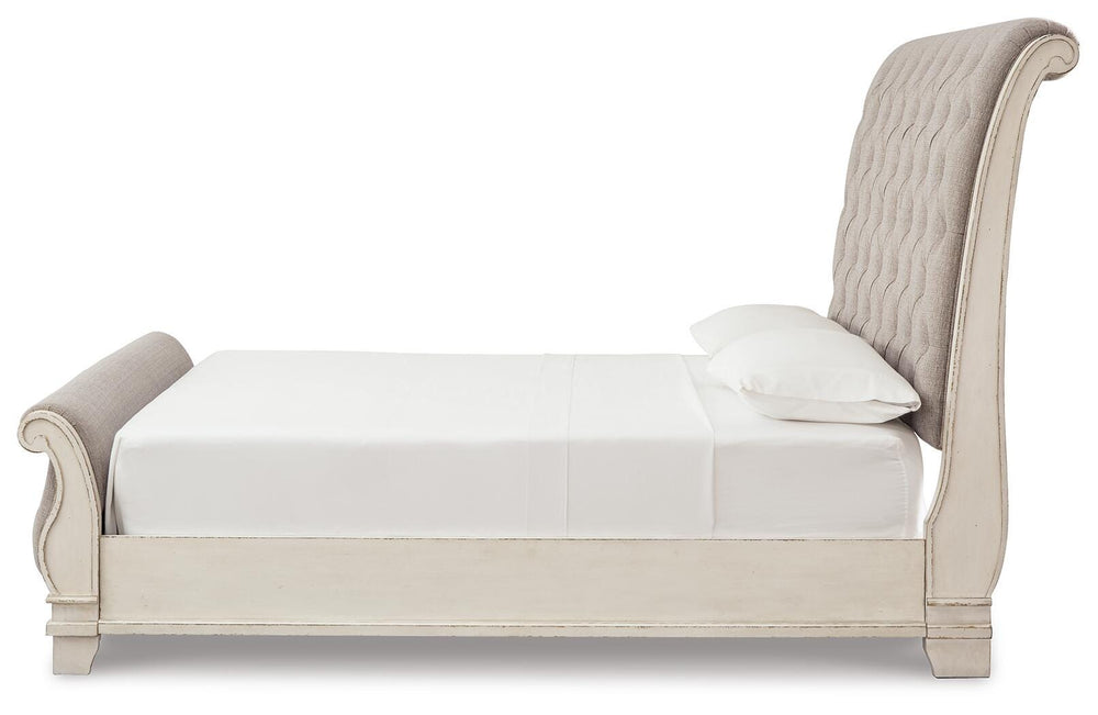 Realyn Queen Upholstered Sleigh Bed and Chest - Two-tone (5)