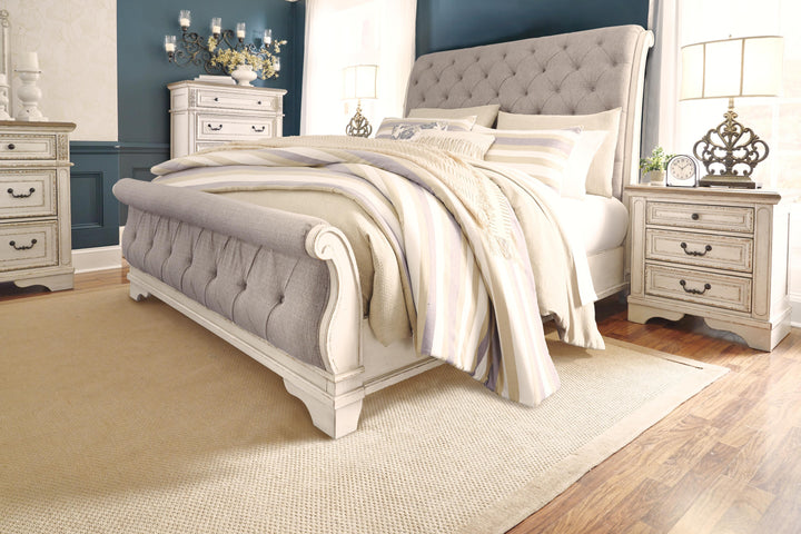 Realyn California King Sleigh Bed - Chipped White (10)