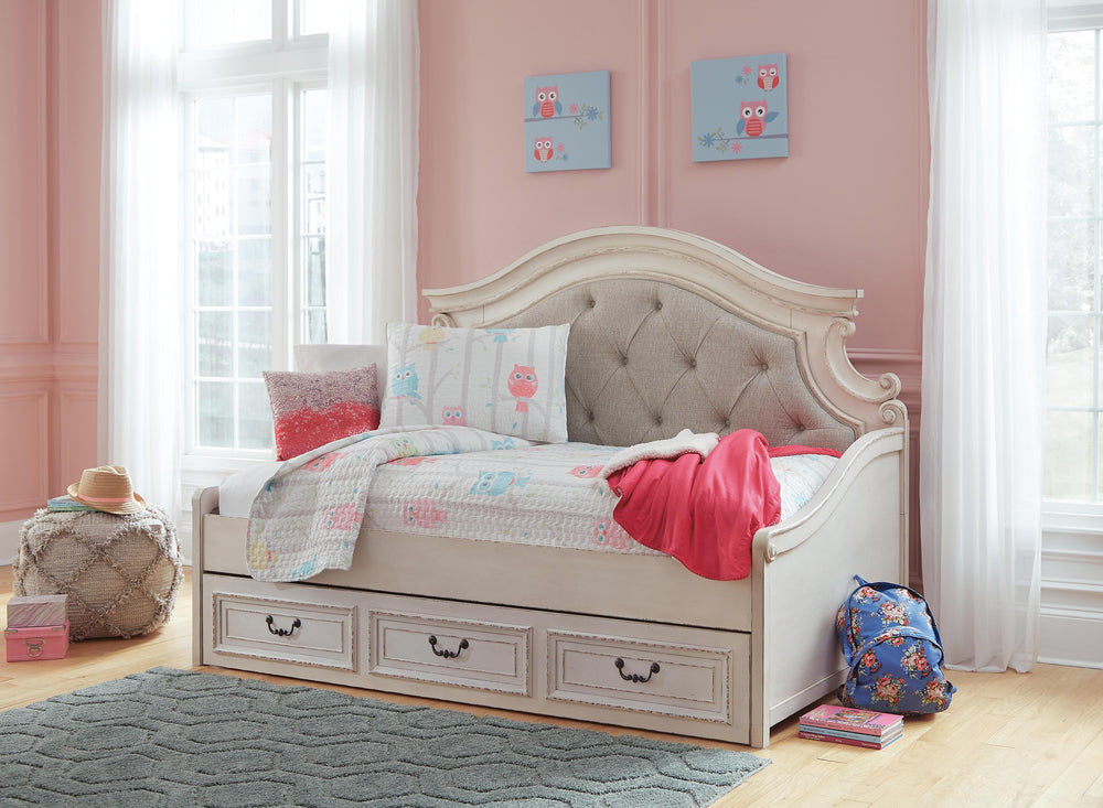 Realyn Twin Day Bed with Storage, Dresser, Mirror and Nightstand (12)