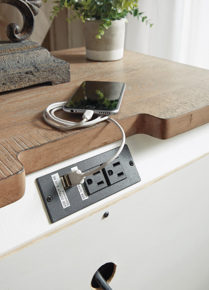 Realyn Nightstand - Two-tone (6)