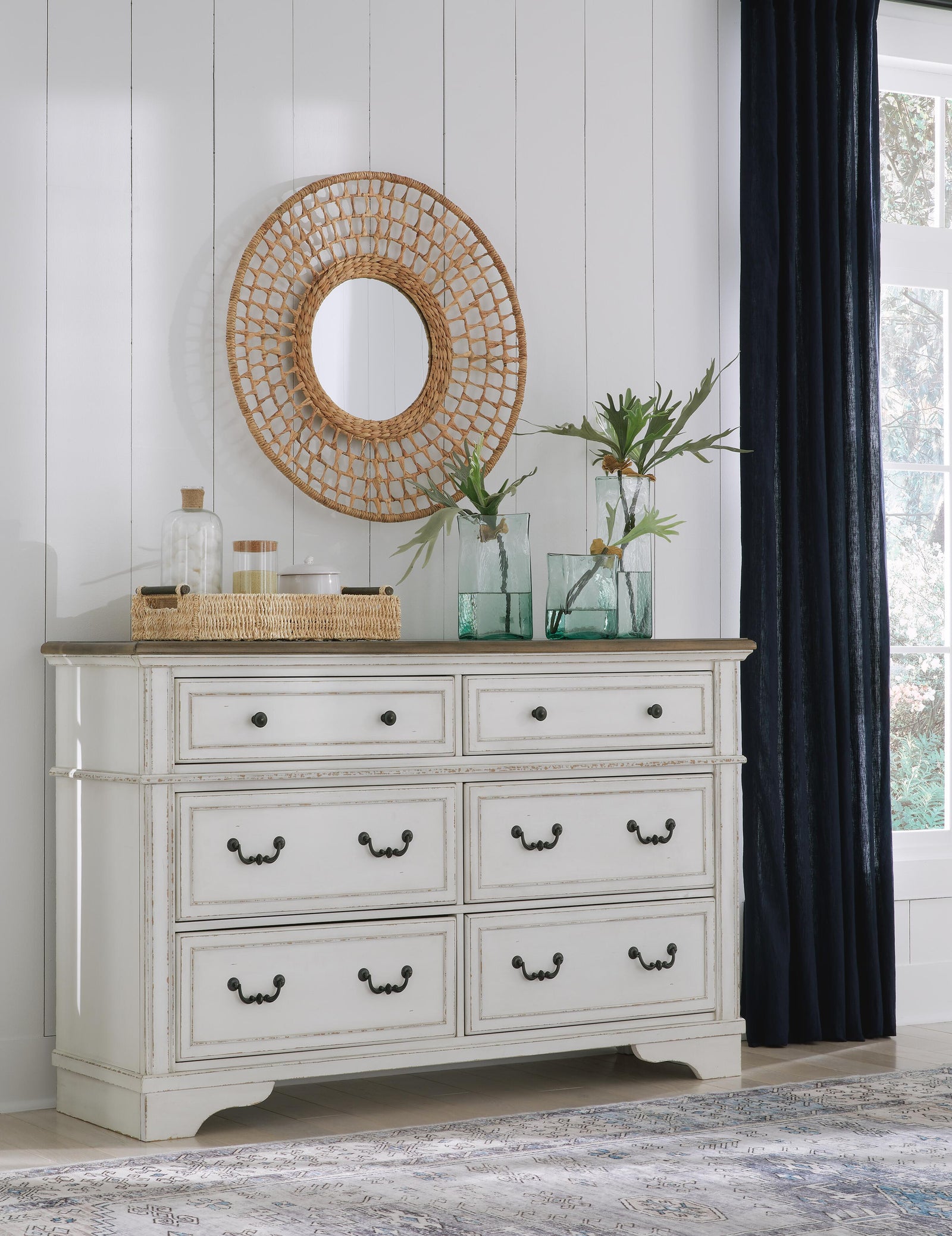 Blendon Dresser - White (2)
