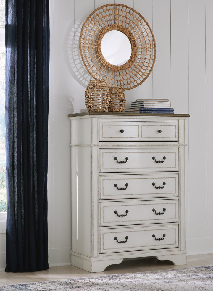 Blendon Chest of Drawers - White (2)