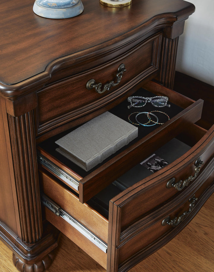 Lavinton Nightstand - Dark Brown (7)