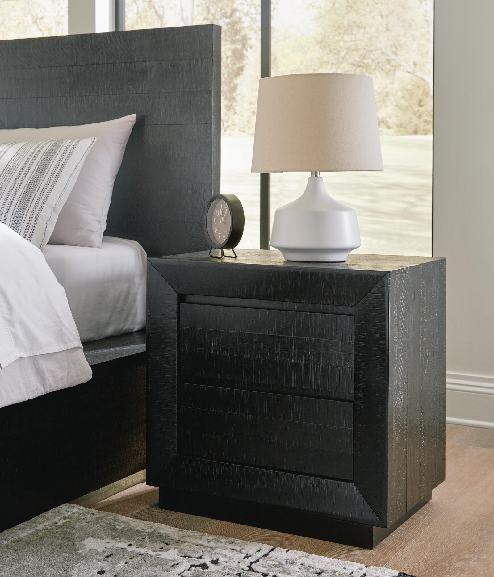 Londer Nightstand - Black (2)