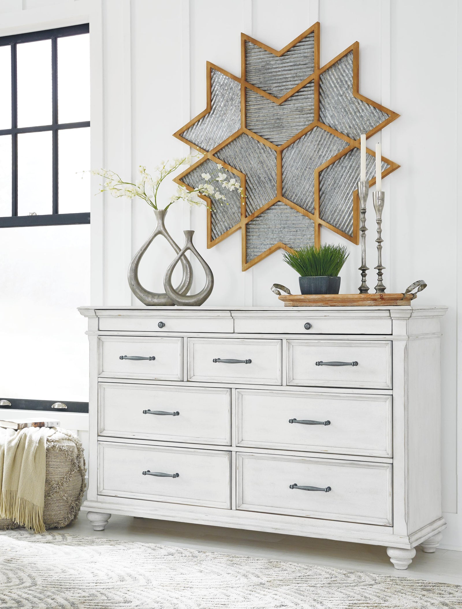 Kanwyn Dresser - White (2)