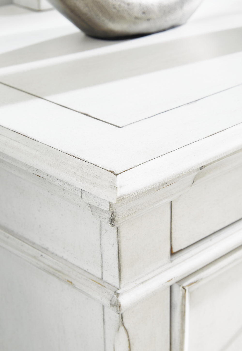 Kanwyn Dresser and Mirror - Whitewash (6)
