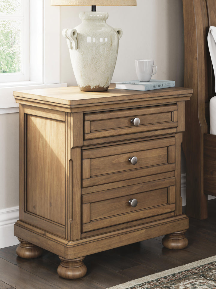 Feddinger Nightstand - Light Brown (2)