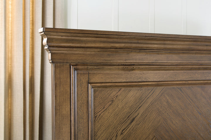 Karallin King Panel Bed - Medium Brown (6)
