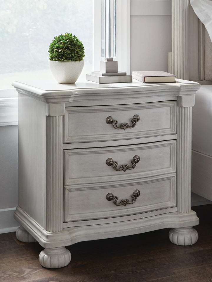 Montelaine Nightstand - White (2)