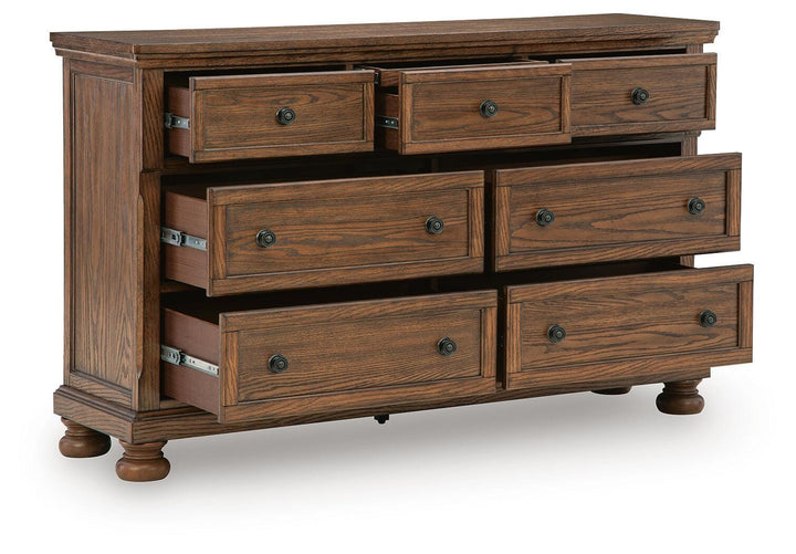 Zackaryn Dresser - Warm Brown