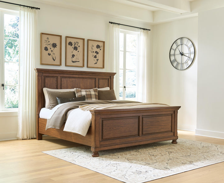 Zackaryn California King Panel Bed - Warm Brown