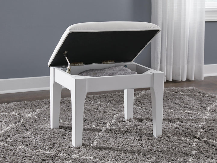 Chalanna Vanity Stool - White (6)