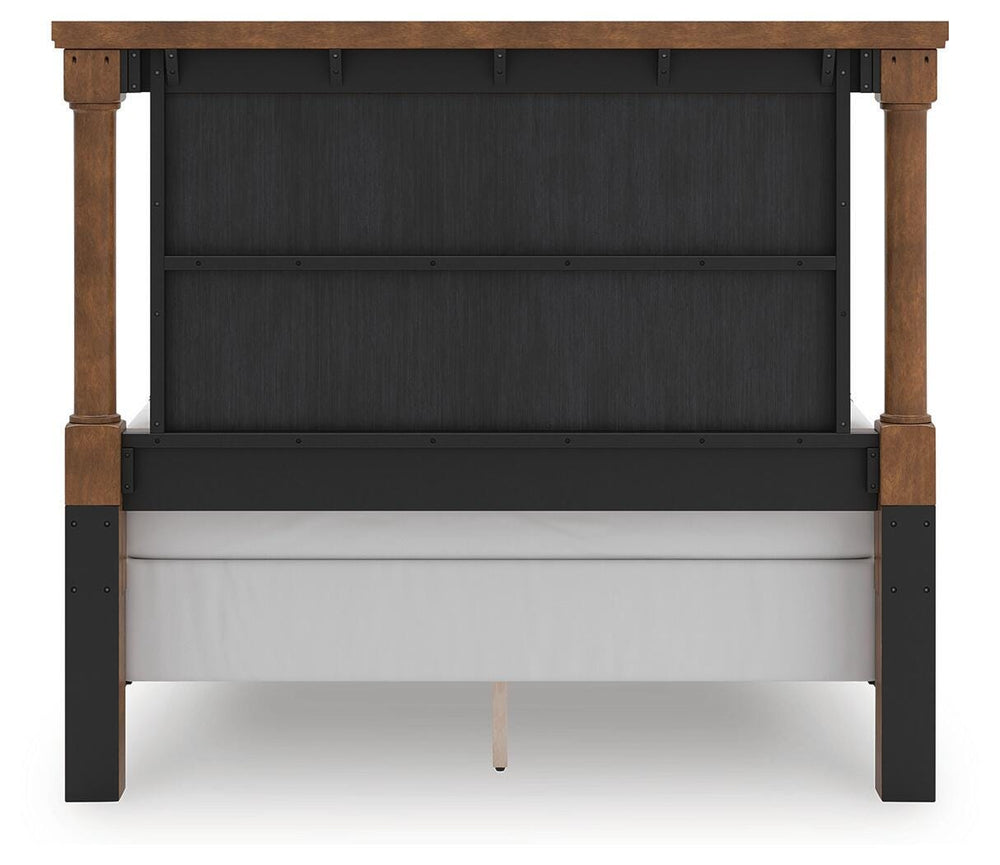 Rowlenstown Queen Poster Bed - Light Brown (6)
