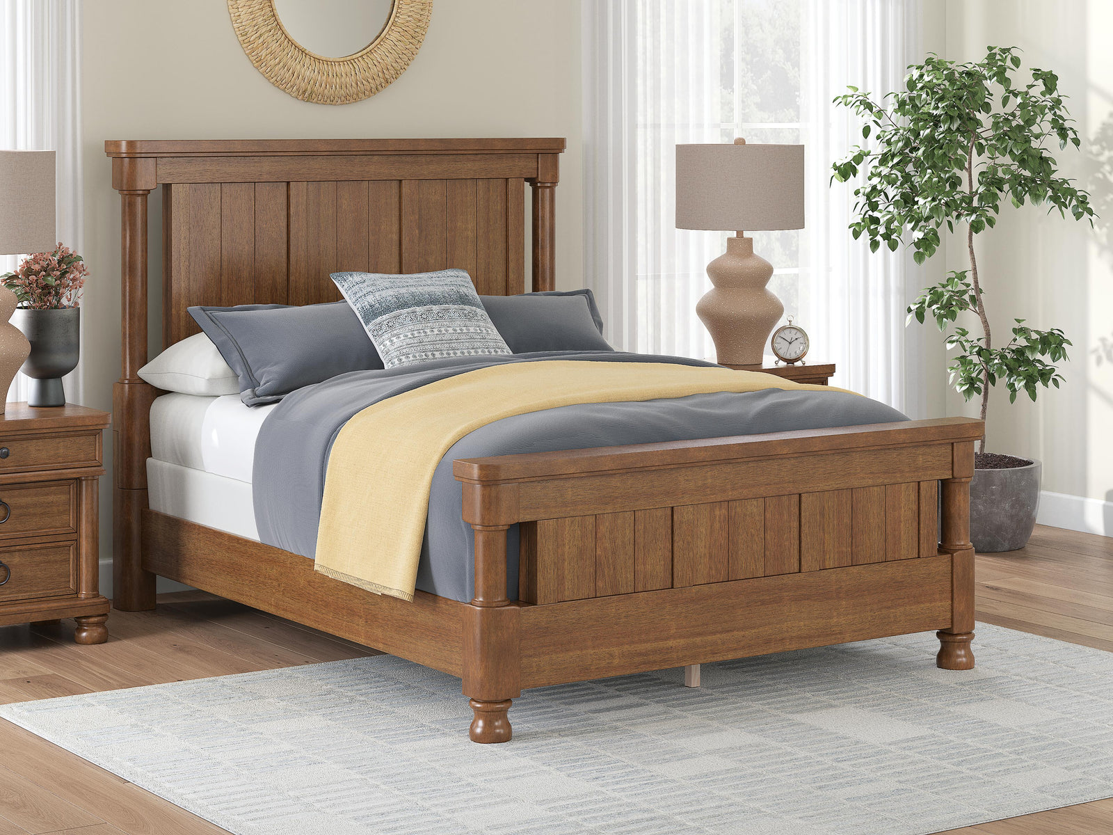 Rowlenstown Queen Poster Bed - Light Brown (2)