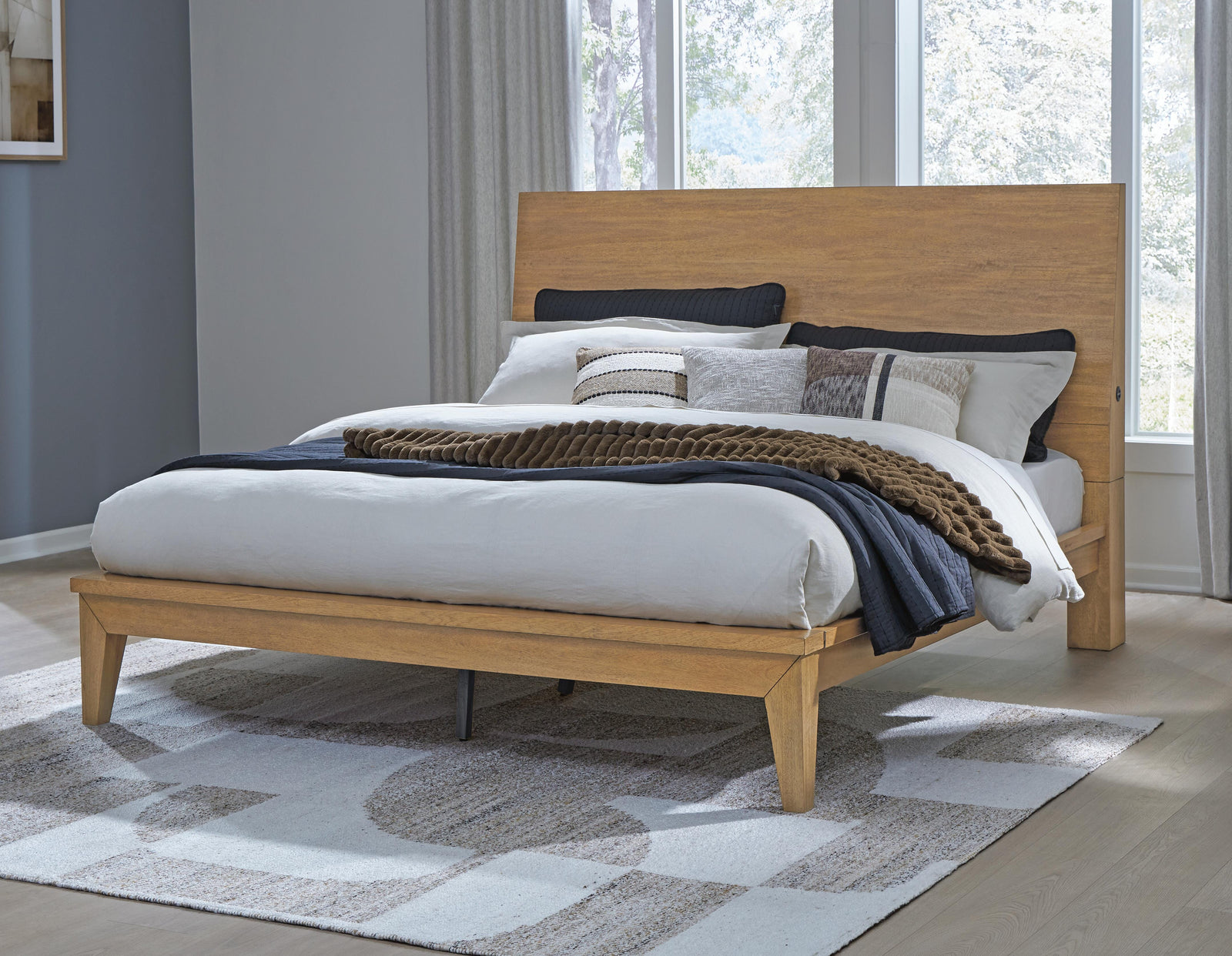 Sherbana King Panel Bed - Light Brown (2)