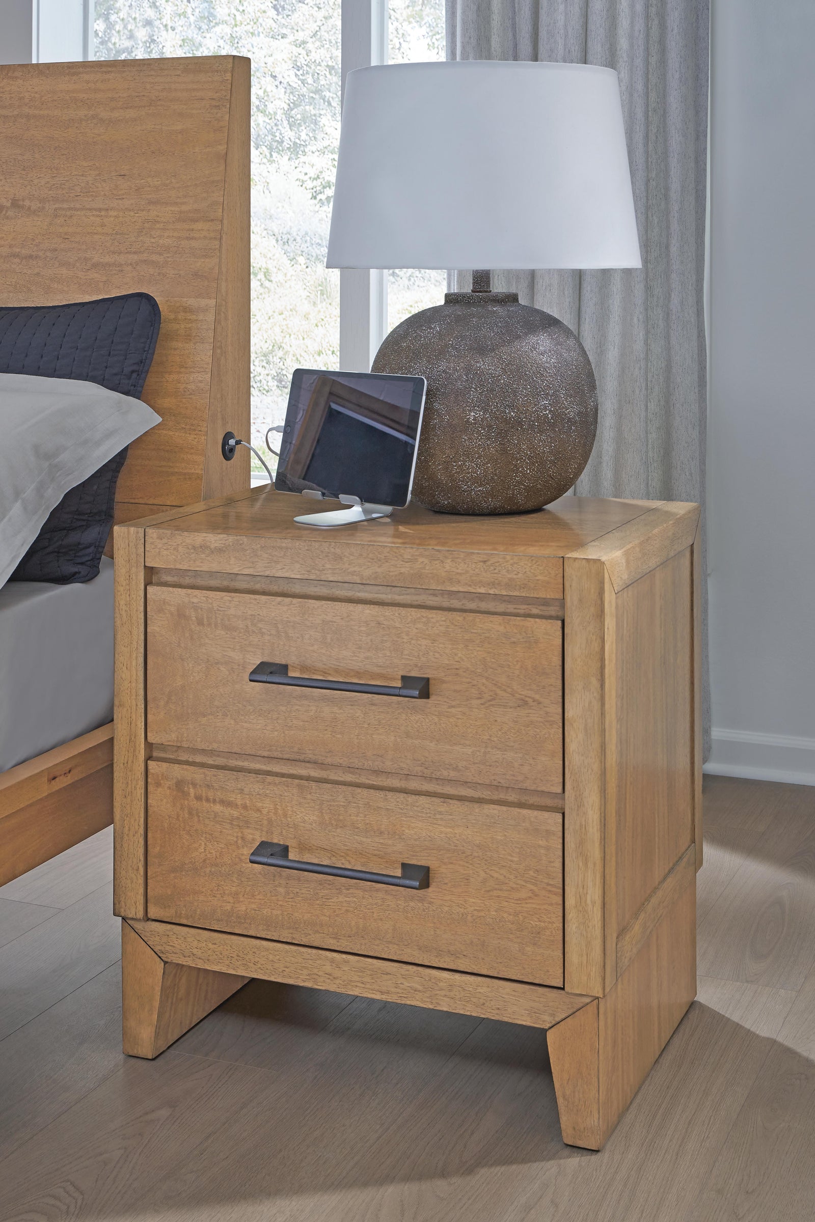 Sherbana Nightstand - Light Brown (2)