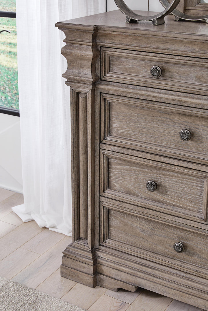 Blairhurst Dresser and Mirror - Light Brown (5)