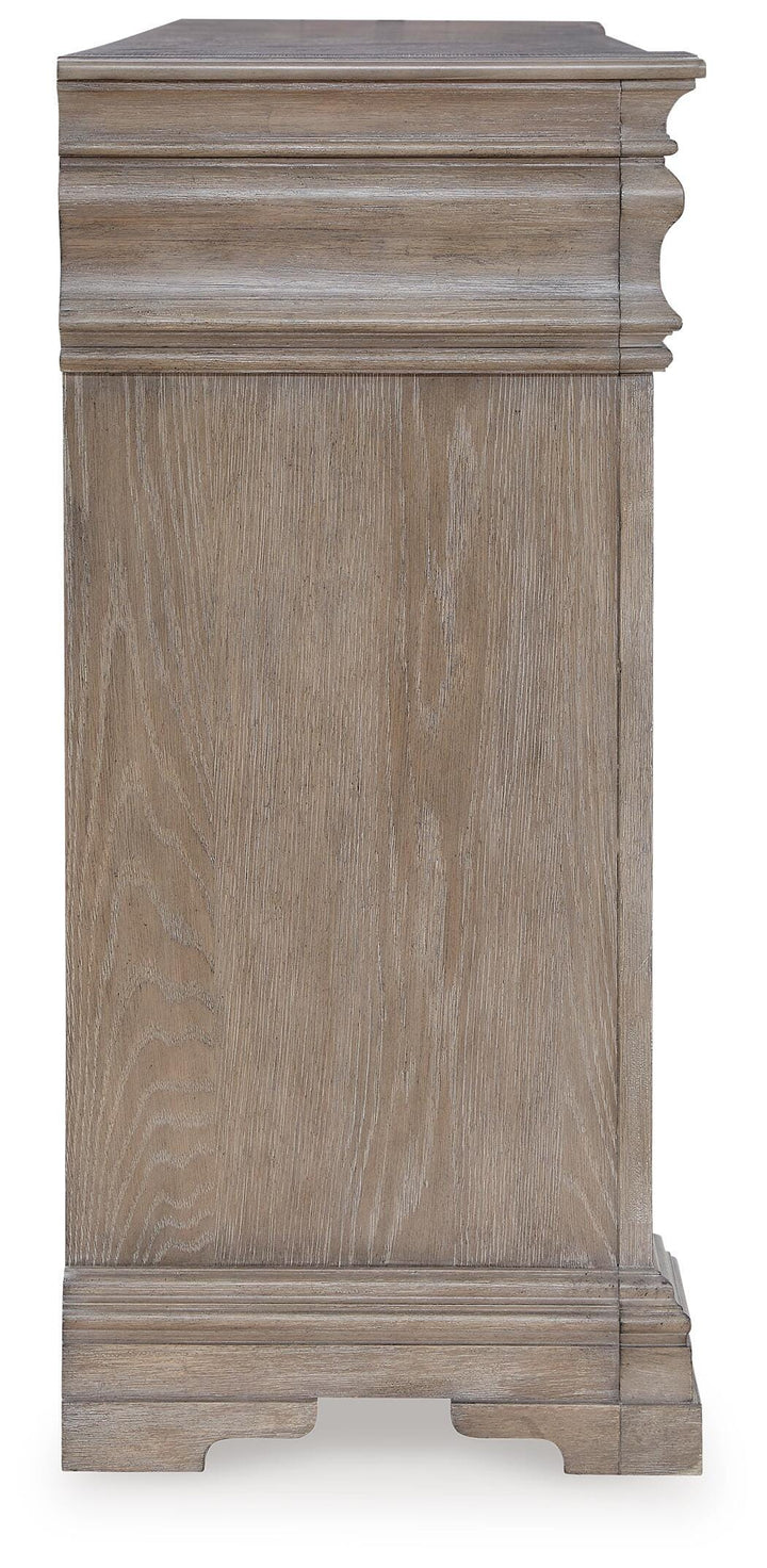 Blairhurst Dresser - Light Brown (5)
