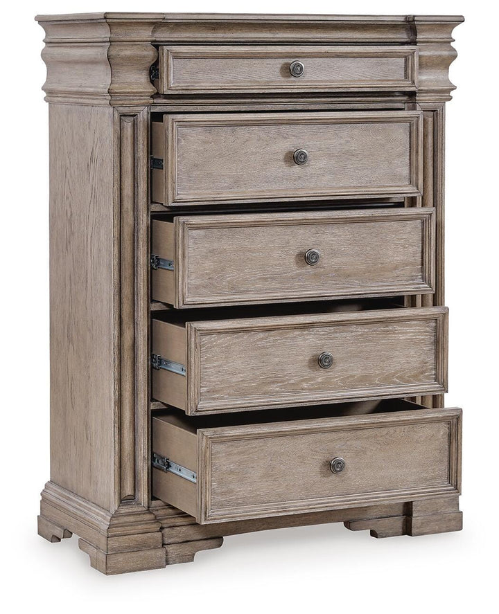 Blairhurst Chest of Drawers - Light Brown (3)