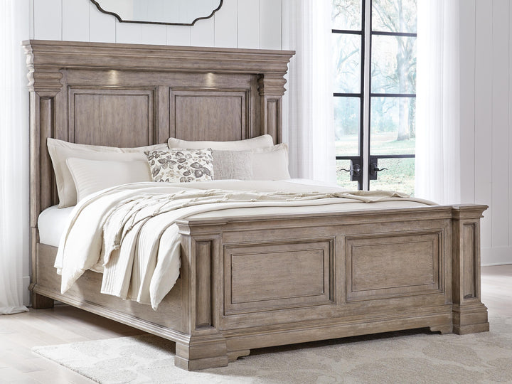 Blairhurst Queen Panel Bed - Light Brown (2)