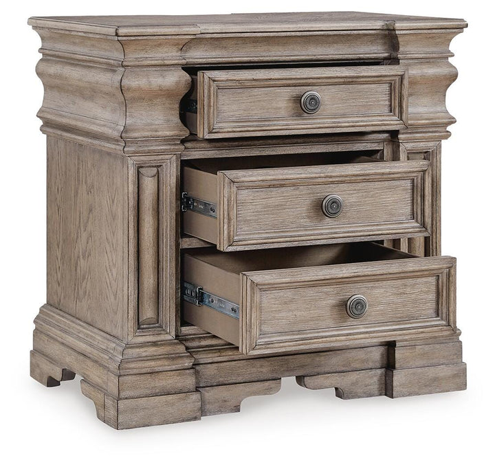 Blairhurst Nightstand - Light Brown (3)