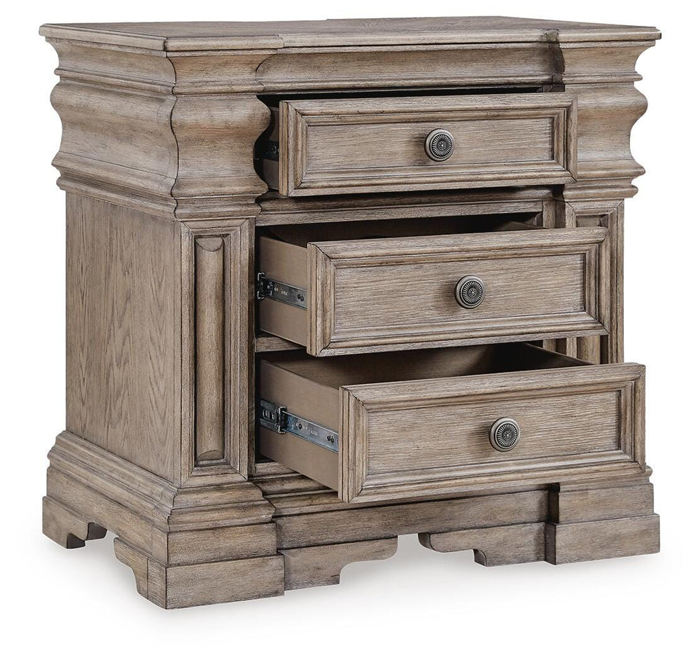 Blairhurst Nightstand - Light Brown (3)